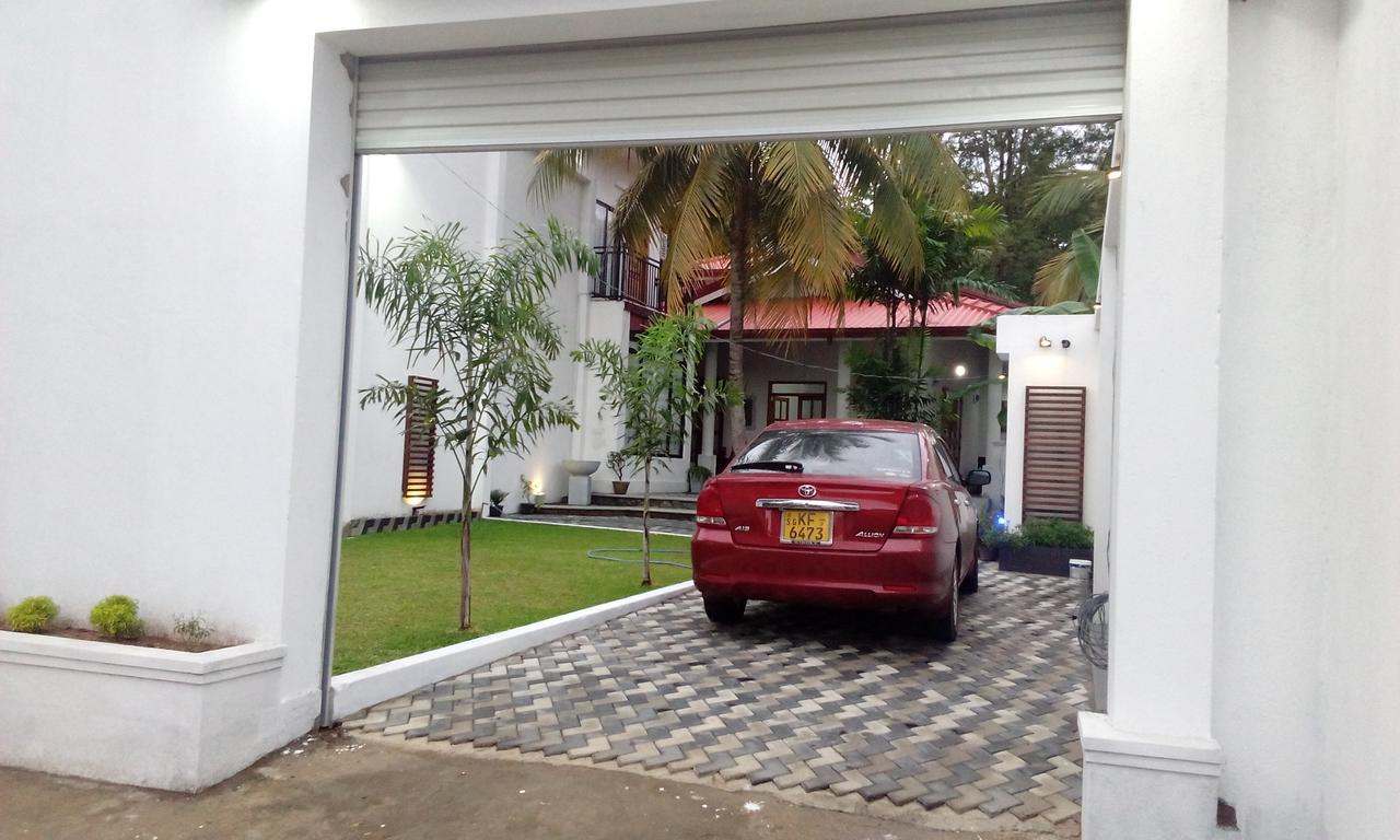 Ibis Apartment Udawalawe Exterior photo
